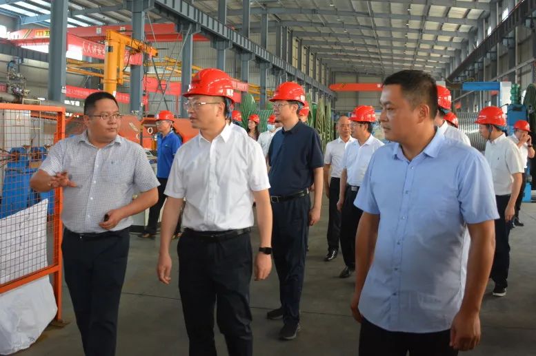 南昌市委常委、副市長(zhǎng)趙捷蒞臨越光電纜調(diào)研中小企業(yè)數(shù)字化轉(zhuǎn)型試點(diǎn)工作